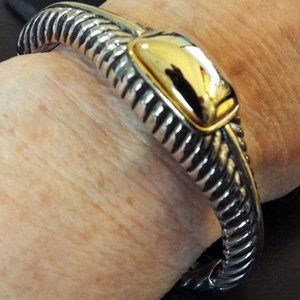 VINTAGE TWO TONED RIBBED HINGED CLAMPER BRACELET (COULD BE MONOGRAMMED) 74